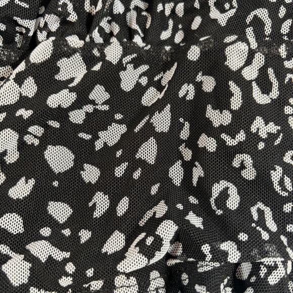 altar'd state womens black white animal print long sleeve crop top. Size S - Picture 6 of 8